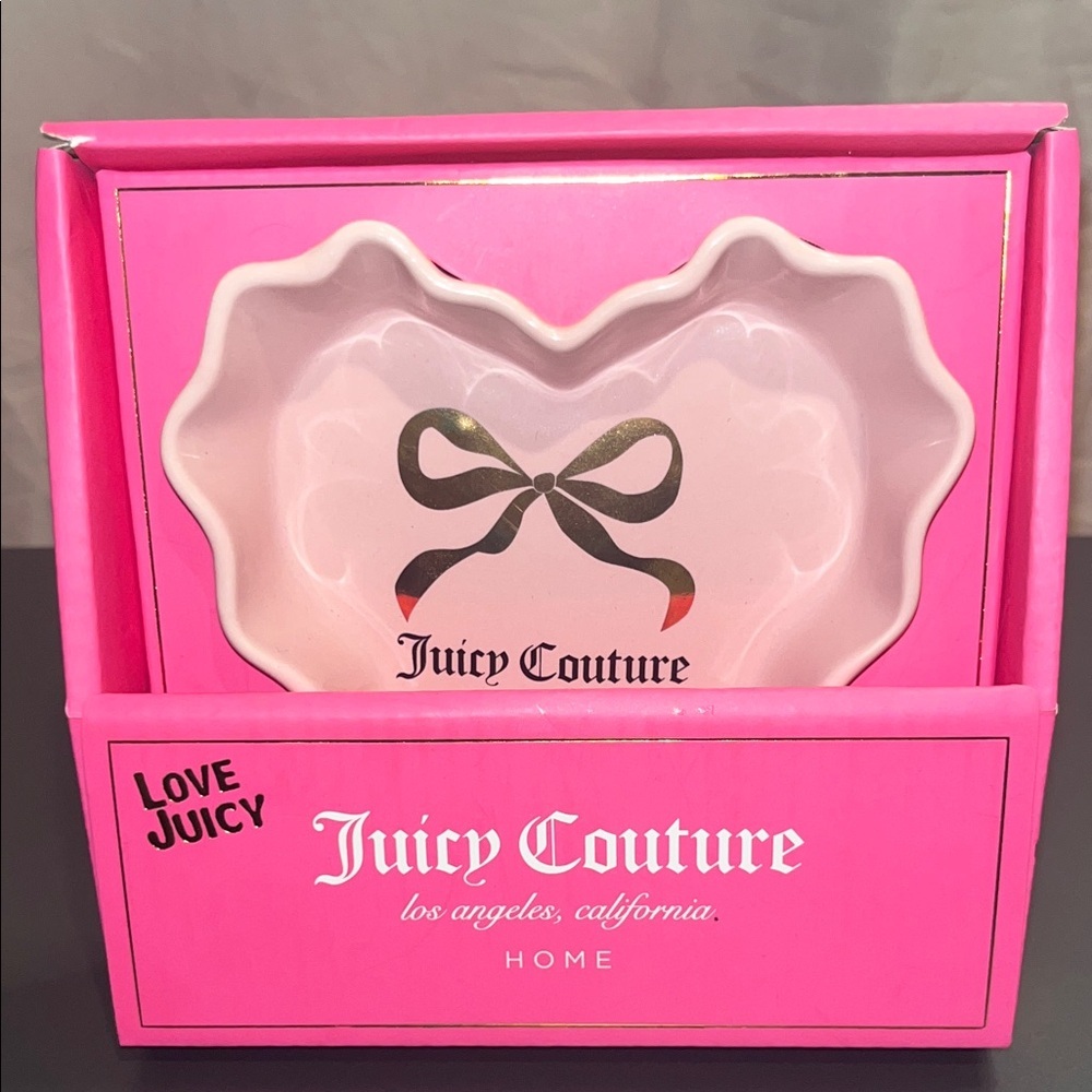 Juicy Couture Home Ceramic Trinket Tray Light Pink Heart Gold Bow